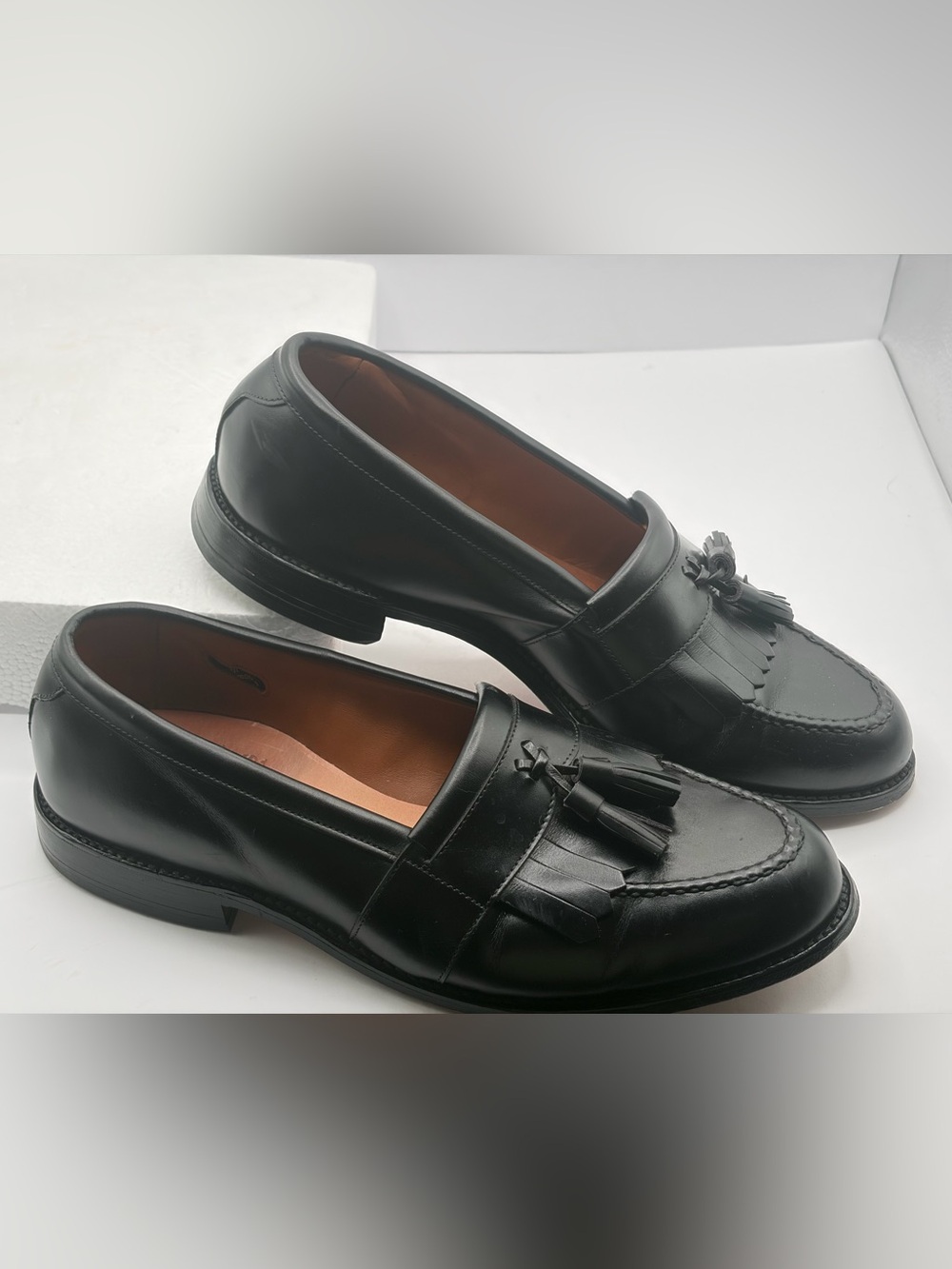 Allen Edmonds Newport Mens Black Leather Tassel Kiltie Loafers Dress Shoes 10 D